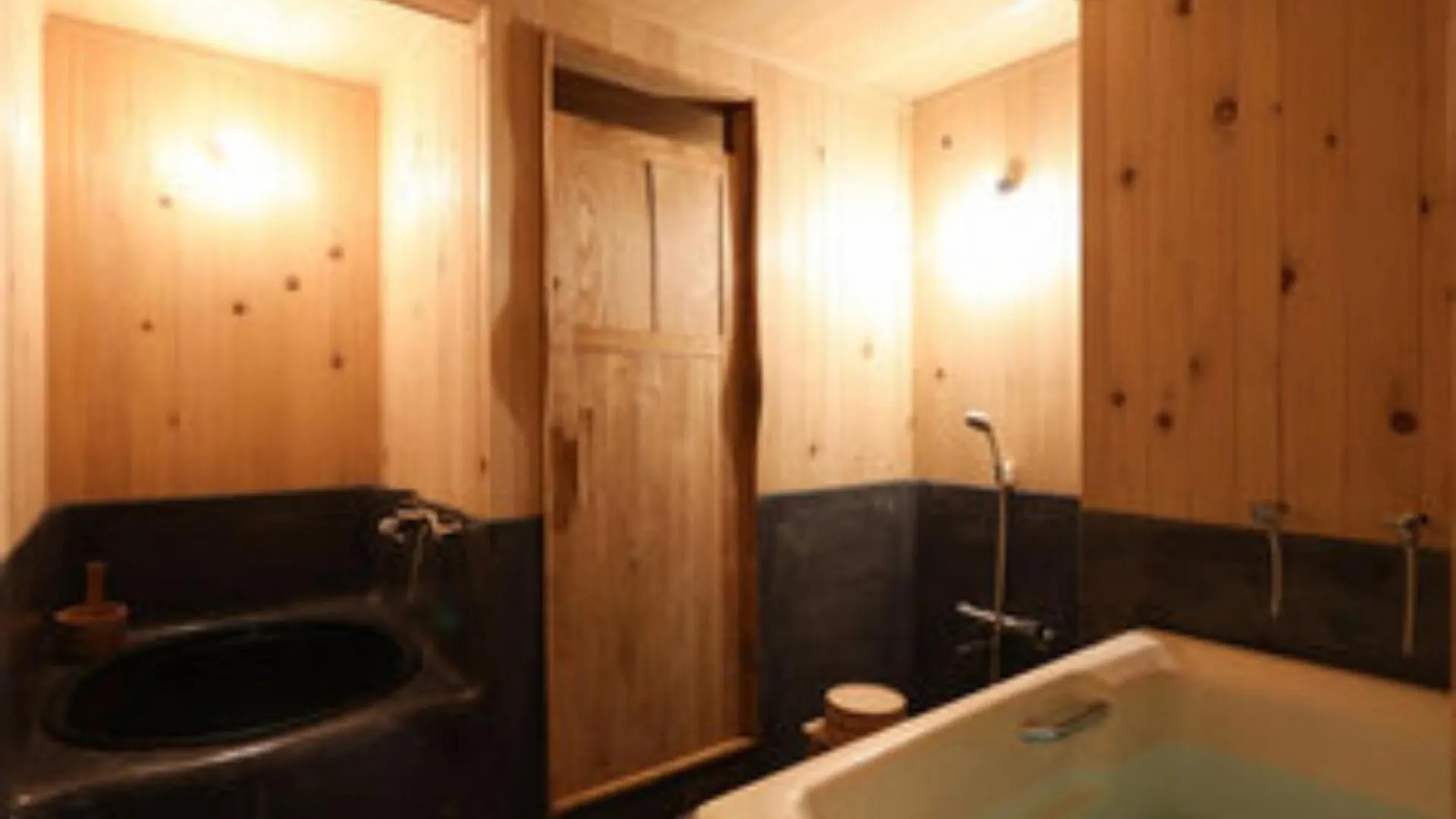 Hotel Ronenai Base - Vacation Stay 87913V Higashikagura